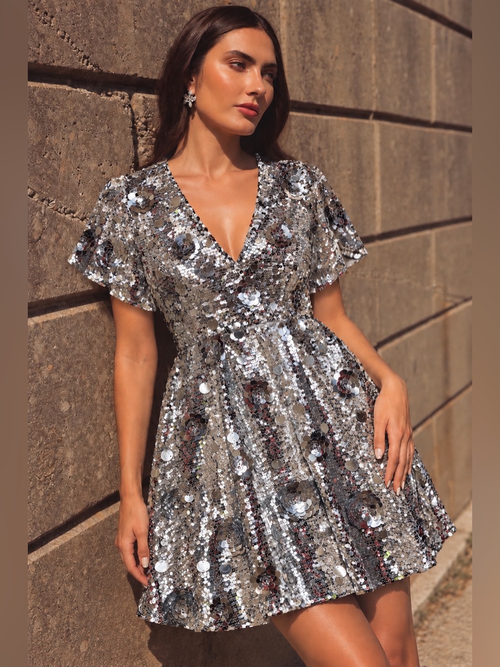 NWT Arose Studio Silver Sequin 3D
Paillette Floral Mini Dress Small